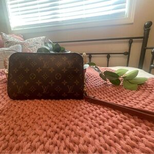 Louis Vuitton Monogram Orsay Clutch-Authentic